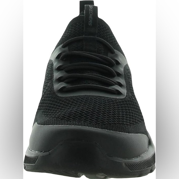 NWB/NWOB SKETCHERS BLACK ON BLACK MEN SLIP-ON MEMORY FOAM - Picture 4 of 5